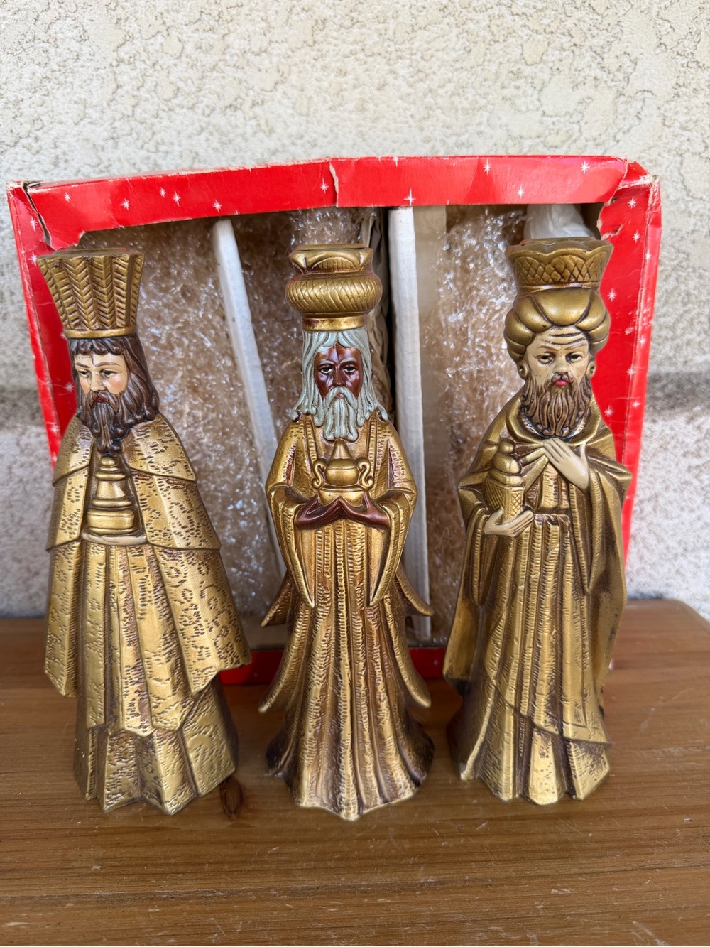 Holiday Nativity Wise Men Figurines - Gold